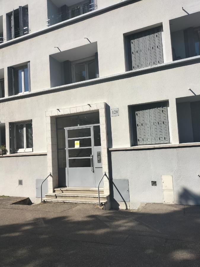Joli Appartement Proche Metro Lyon Dış mekan fotoğraf